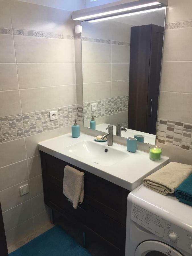 Les Meubles De Luchon - La Perle Bleue - Centre Luchon, Beau T2, 2 A 4 Personnes, Wifi Apartamento Bagnères-de-Luchon Exterior foto
