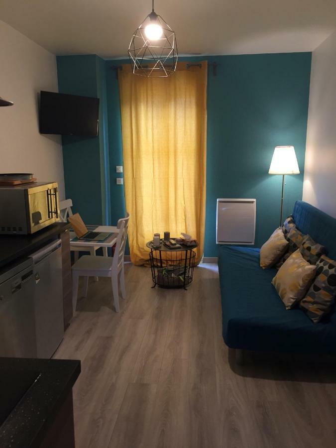 Les Meubles De Luchon - La Perle Bleue - Centre Luchon, Beau T2, 2 A 4 Personnes, Wifi Apartamento Bagnères-de-Luchon Exterior foto